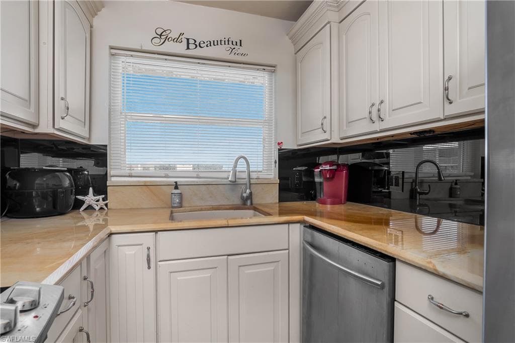 3000 Gulf Shore Blvd N 415, Naples, FL 34103-22