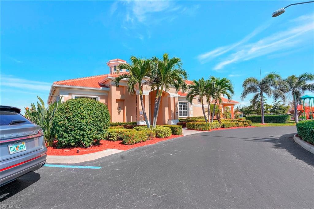 8979 Spring Mountain Way, Fort Myers, FL 33908-50
