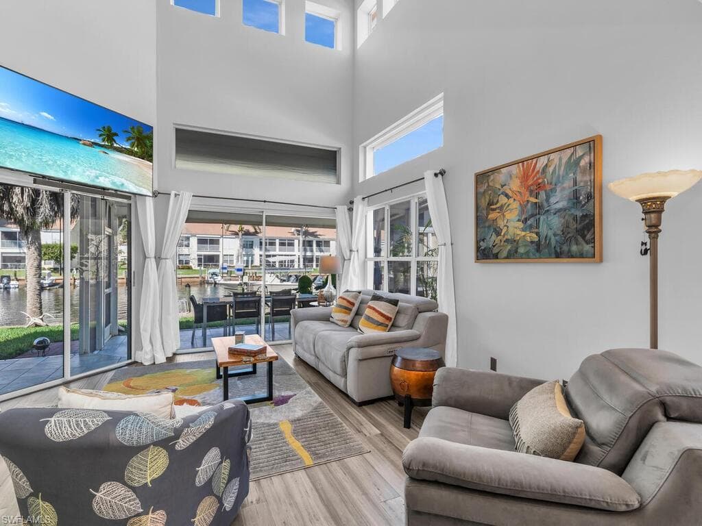 191 Eveningstar Cay, Naples, FL 34114-10