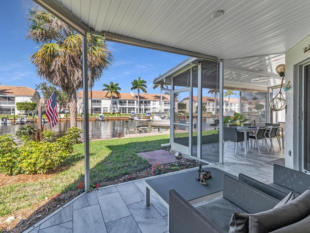 191 Eveningstar Cay, Naples, FL 34114-28