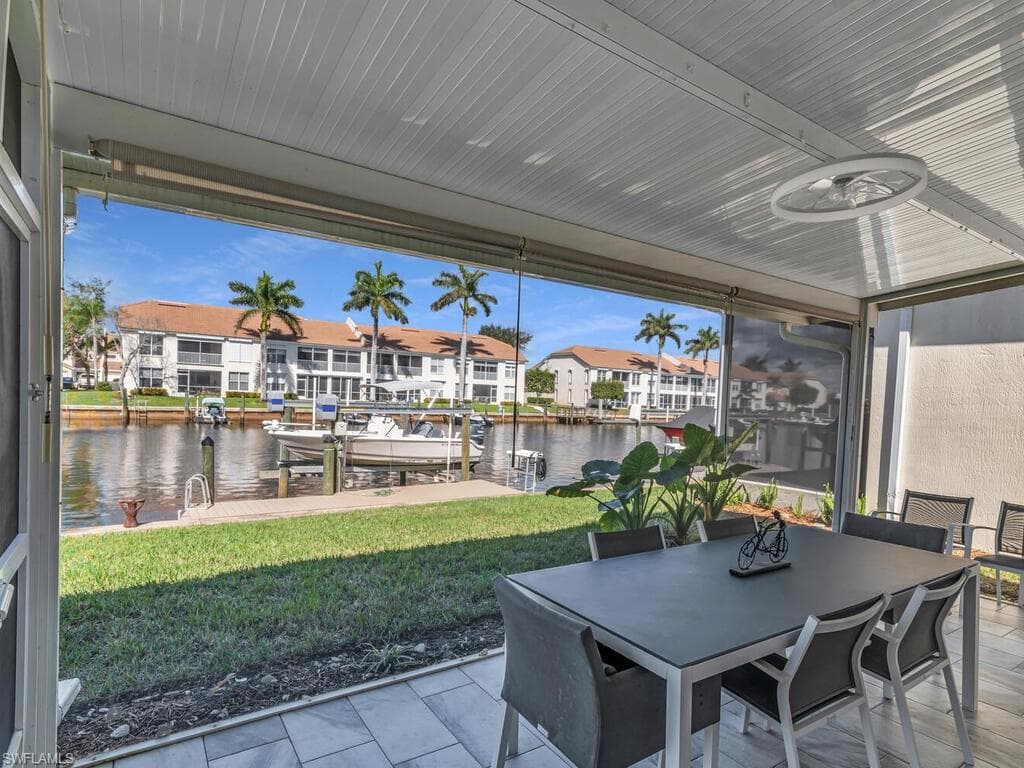 191 Eveningstar Cay, Naples, FL 34114-29