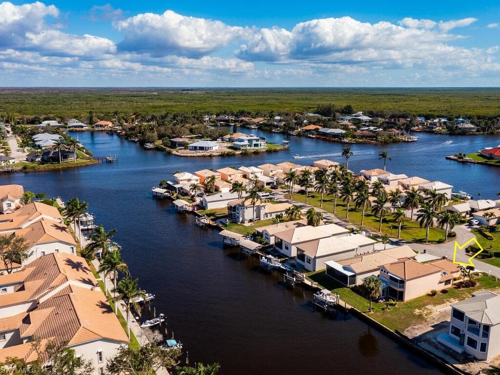 191 Eveningstar Cay, Naples, FL 34114-34