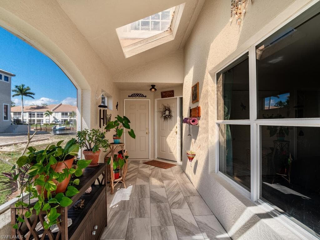 191 Eveningstar Cay, Naples, FL 34114-6