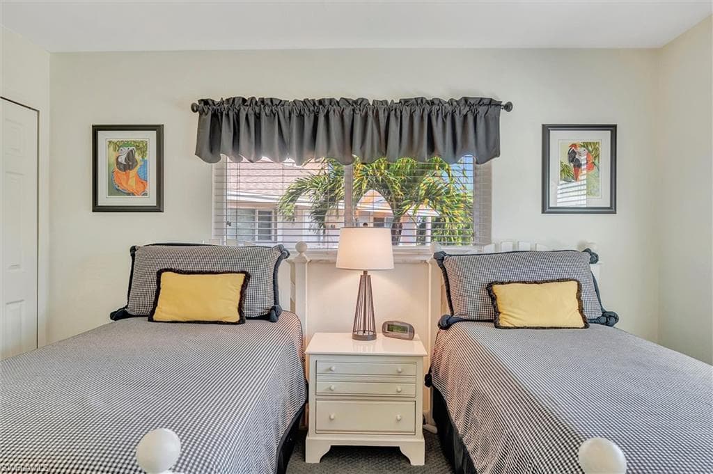 920 Collier Ct C4, Marco Island, FL 34145-29