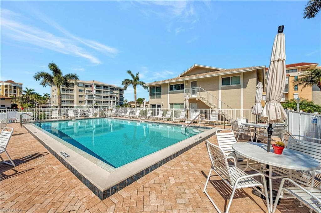 920 Collier Ct C4, Marco Island, FL 34145-36