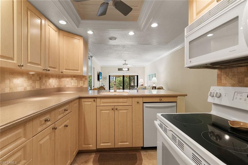 221 Collier Blvd 5-102, Marco Island, FL 34145-13