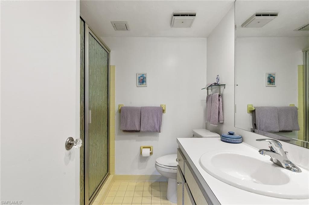 221 Collier Blvd 5-102, Marco Island, FL 34145-17