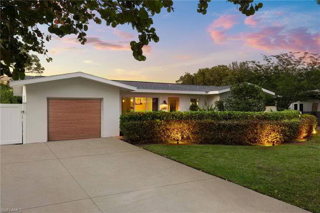 1391 Hilltop Dr, Naples, FL 34103-3