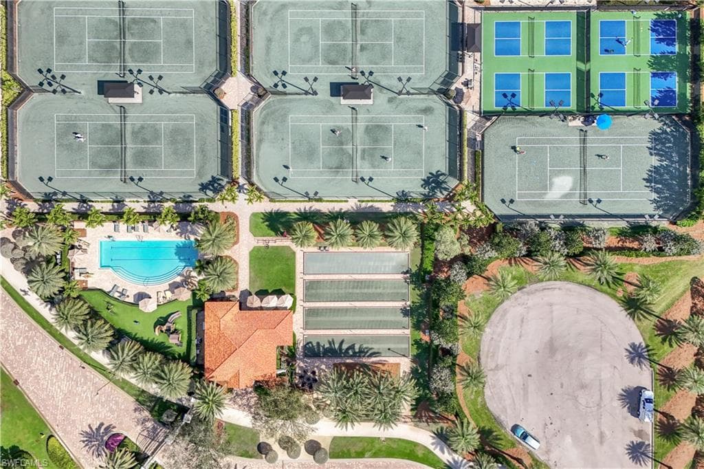 16356 Viansa Way 9-201, Naples, FL 34110-37