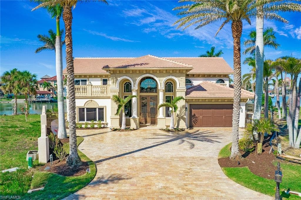 342 Germain Ave, Naples, FL 34108-2