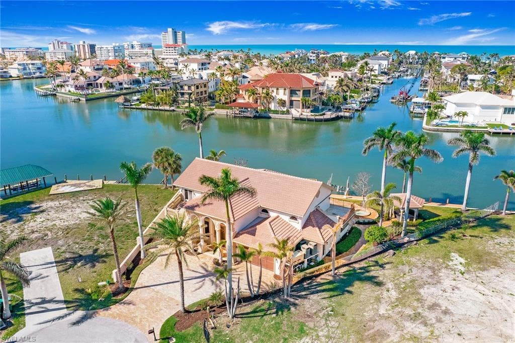 342 Germain Ave, Naples, FL 34108-5