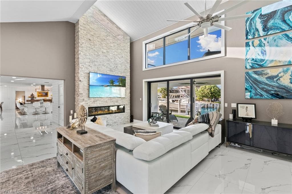1221 Ember Ct, Marco Island, FL 34145-6