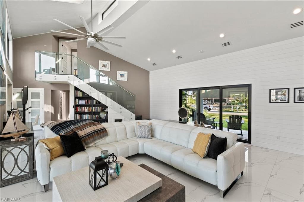 1221 Ember Ct, Marco Island, FL 34145-7