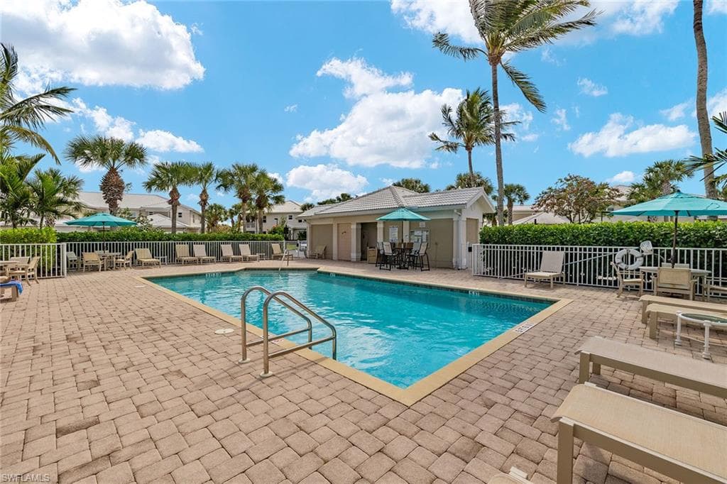 4655 Hawks Nest Way 203, Naples, FL 34114-19