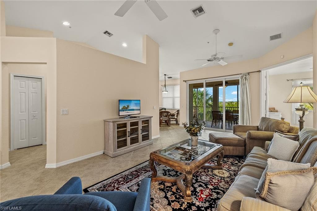 4655 Hawks Nest Way 203, Naples, FL 34114-4