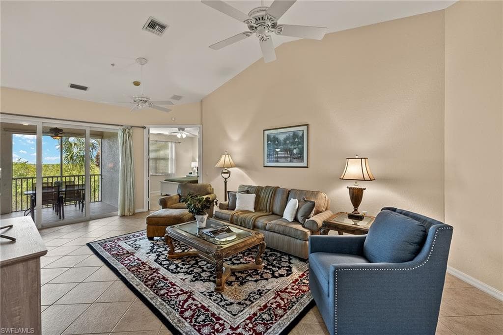 4655 Hawks Nest Way 203, Naples, FL 34114-5
