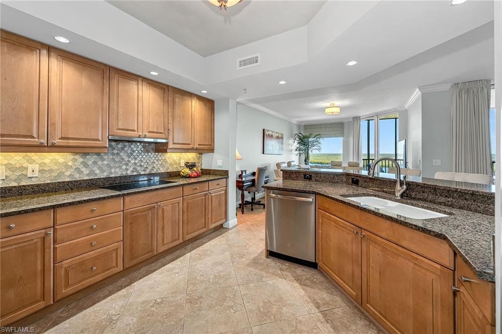 1060 Borghese Ln 1503, Naples, FL 34114-17