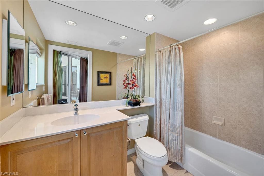 1060 Borghese Ln 1503, Naples, FL 34114-27