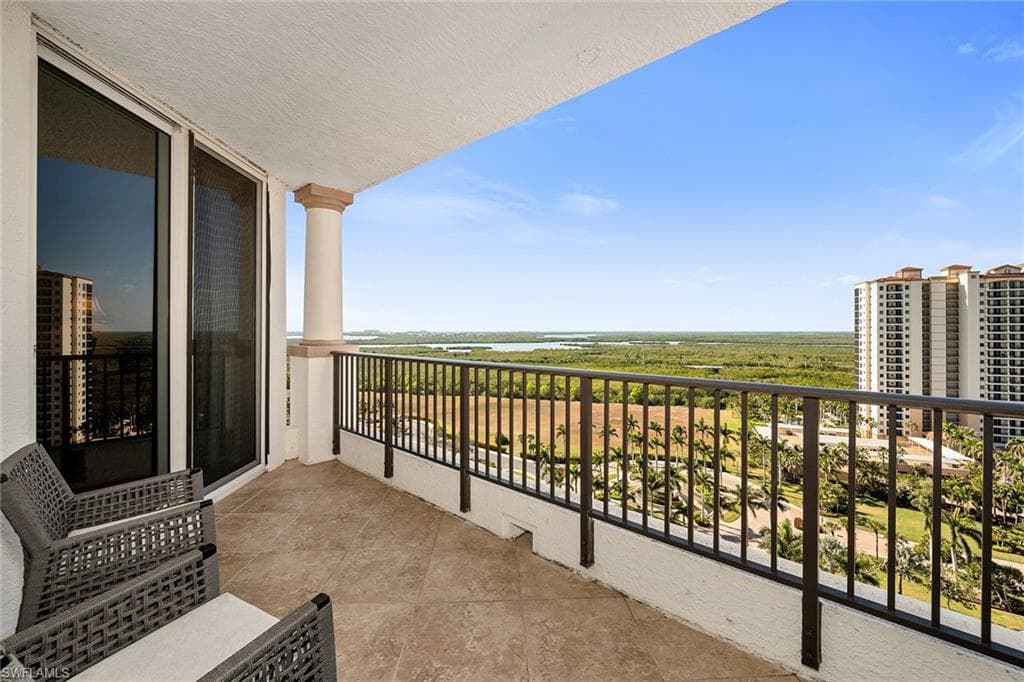 1060 Borghese Ln 1503, Naples, FL 34114-34