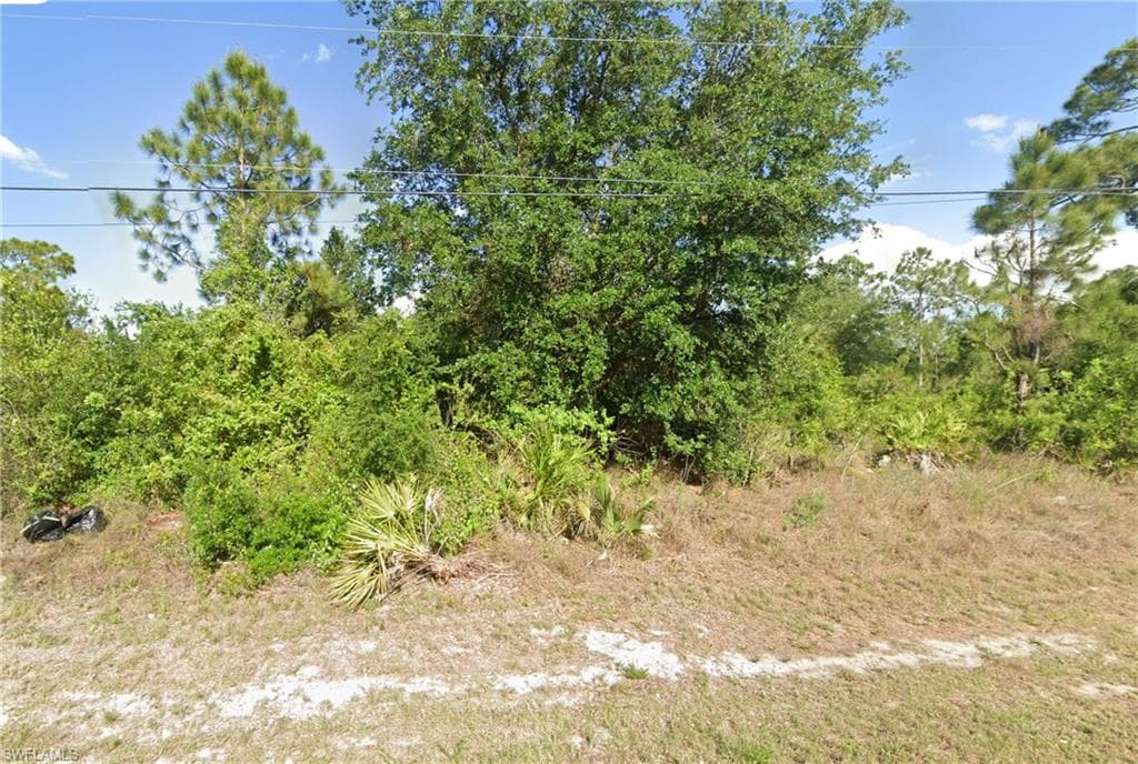 514 Truman Ave, Lehigh Acres, FL 33972-1