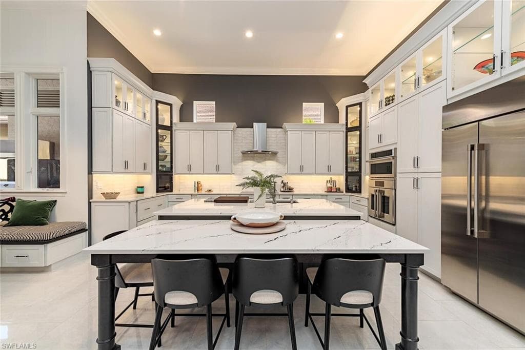 7473 Martinique Ter, Naples, FL 34113-4