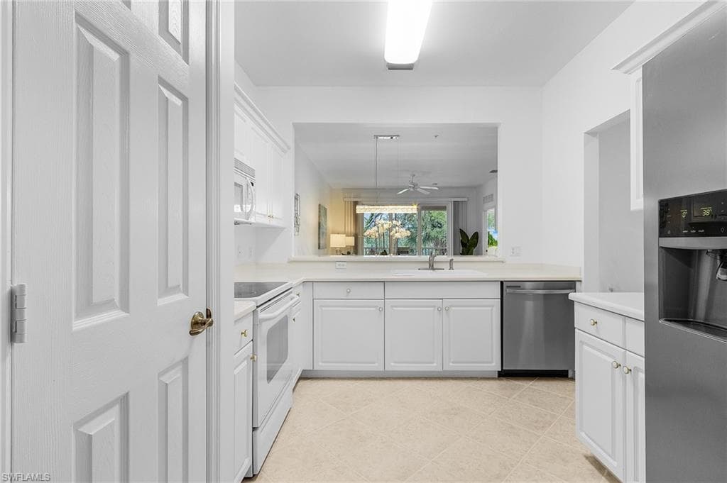 3984 Bishopwood Ct E 205, Naples, FL 34114-9