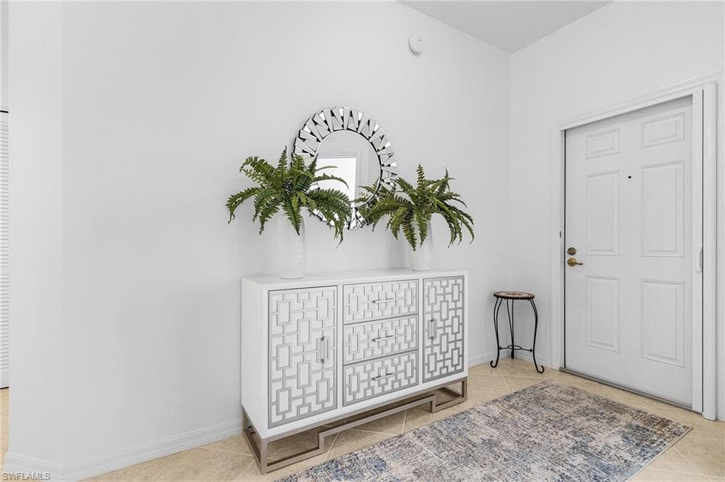 3984 Bishopwood Ct E 205, Naples, FL 34114-7