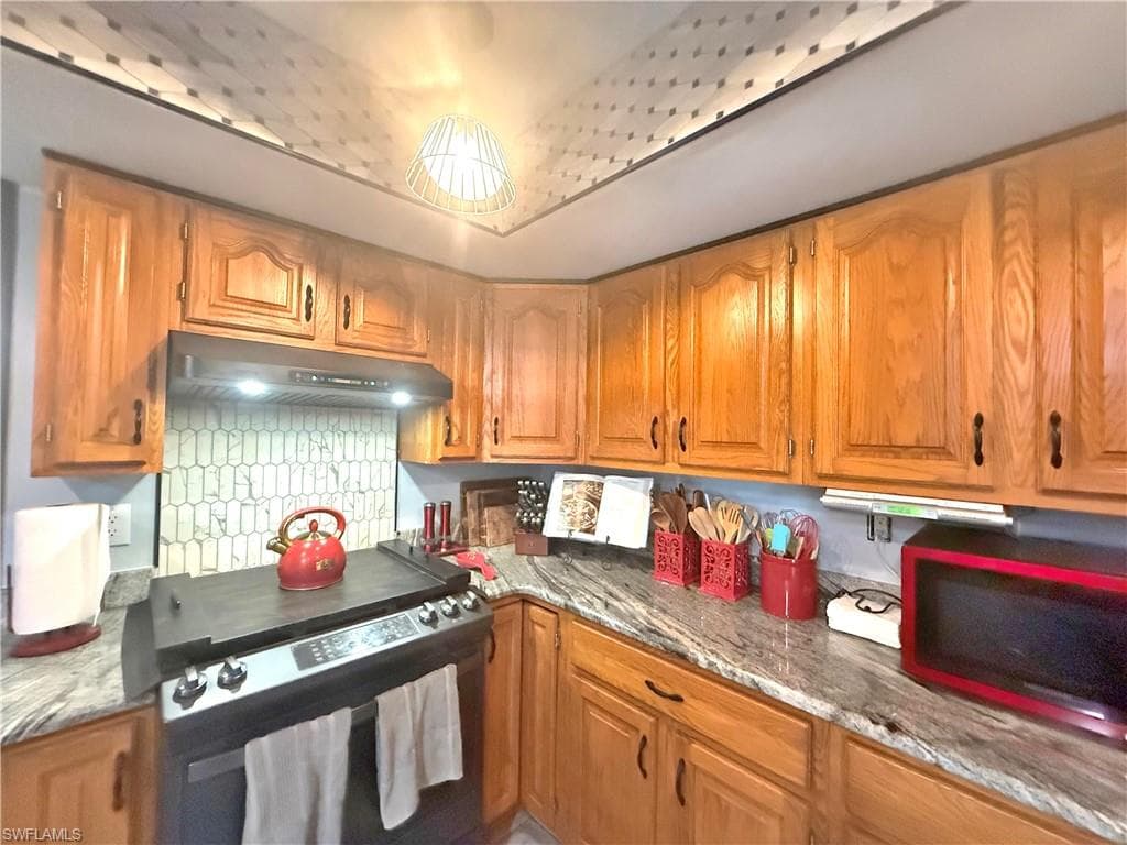 4418 1st Ave, Cape Coral, FL 33914-10