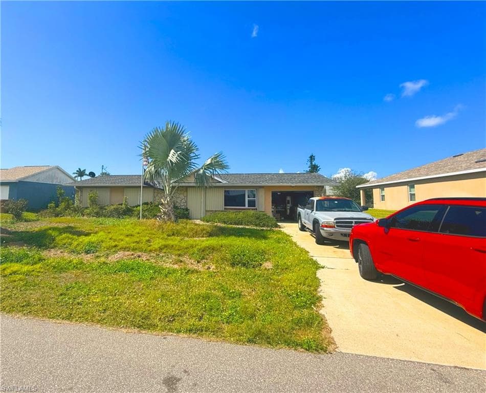 4418 1st Ave, Cape Coral, FL 33914-1