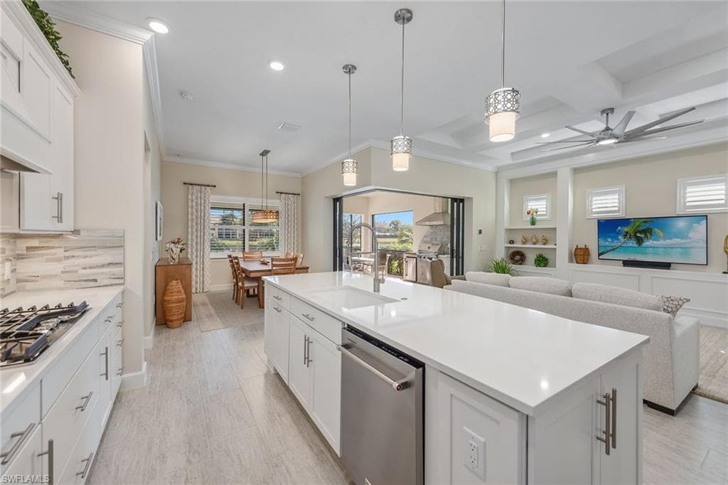 2720 Amaranda Ct, Naples, FL 34114-12