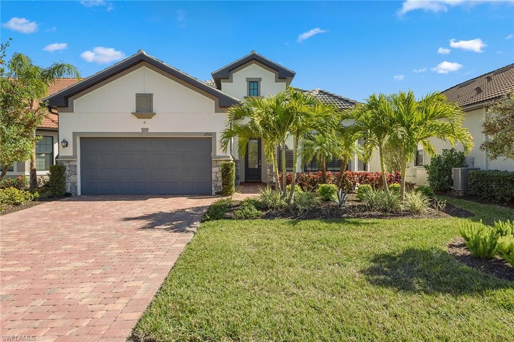 2720 Amaranda Ct, Naples, FL 34114-3