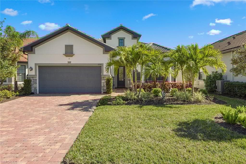 2720 Amaranda Ct, Naples, FL 34114-3