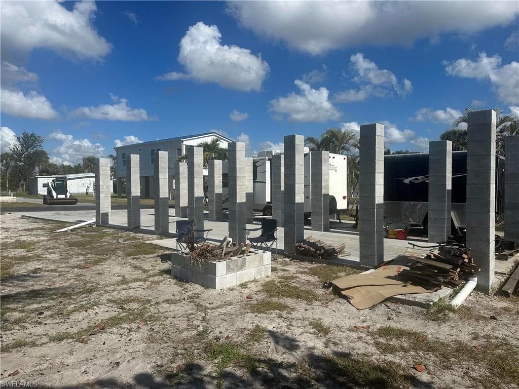 13641 Knot Dr, Fort Myers, FL 33908-5