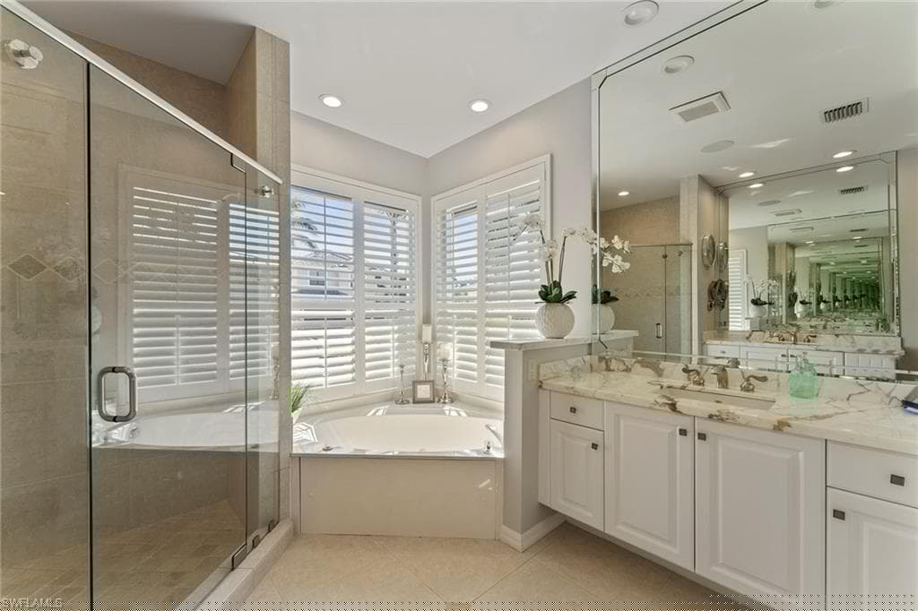 812 Giralda Ct, Marco Island, FL 34145-23
