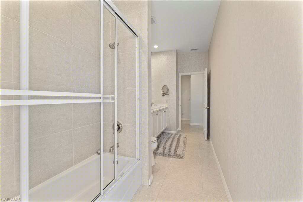 812 Giralda Ct, Marco Island, FL 34145-32