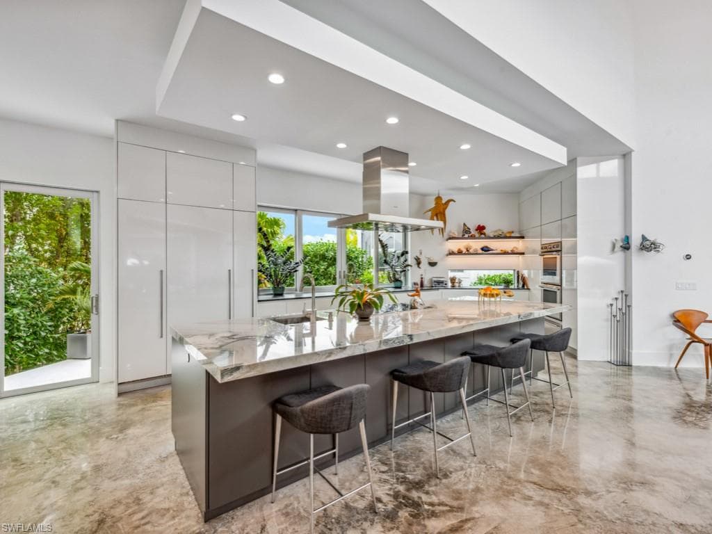 600 Crescent St, Marco Island, FL 34145-14