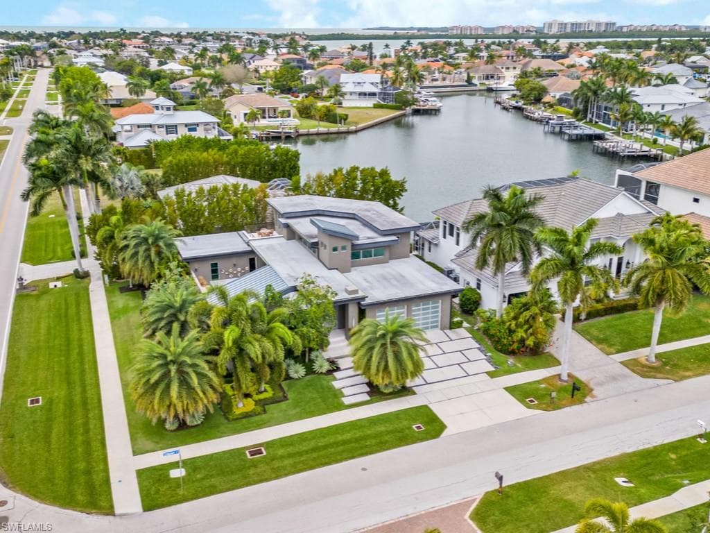 600 Crescent St, Marco Island, FL 34145-43