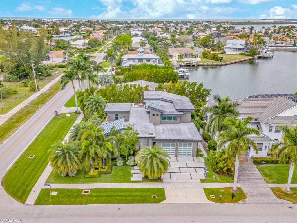 600 Crescent St, Marco Island, FL 34145-44