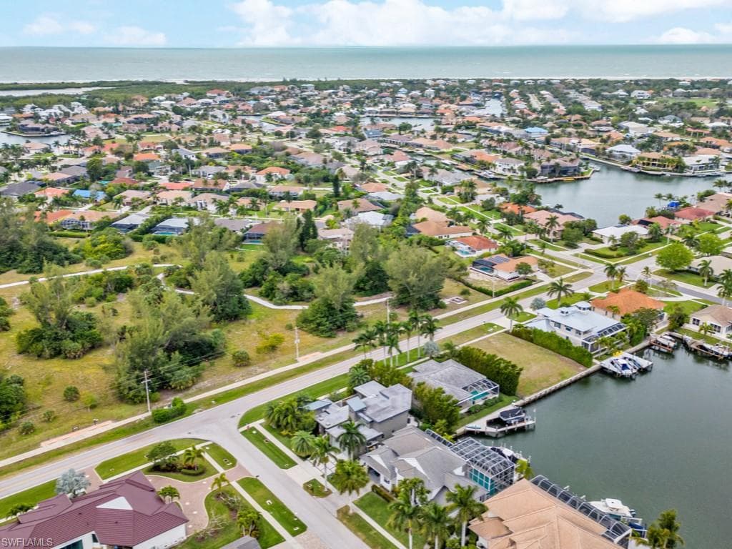 600 Crescent St, Marco Island, FL 34145-46
