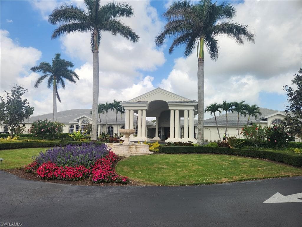 6985 Dennis Cir H204, Naples, FL 34104-22