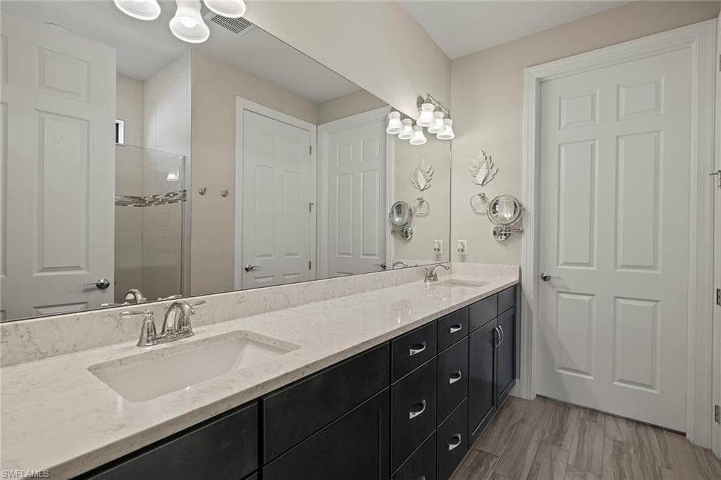 9404 Night Heron Ln, Naples, FL 34120-17