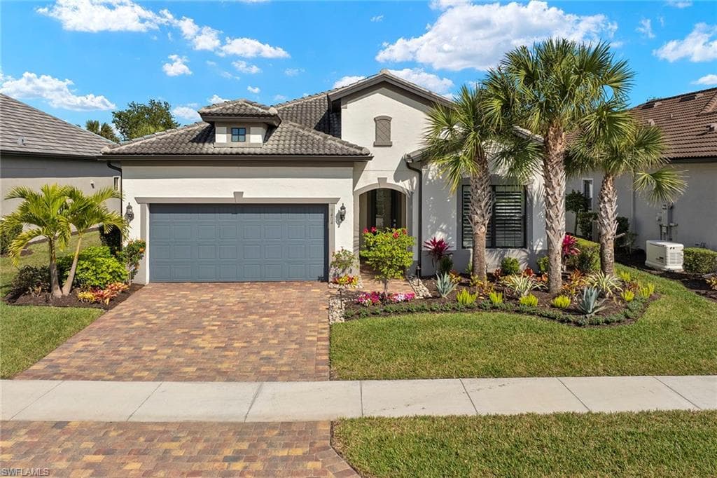9404 Night Heron Ln, Naples, FL 34120-35