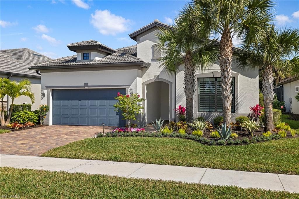 9404 Night Heron Ln, Naples, FL 34120-3