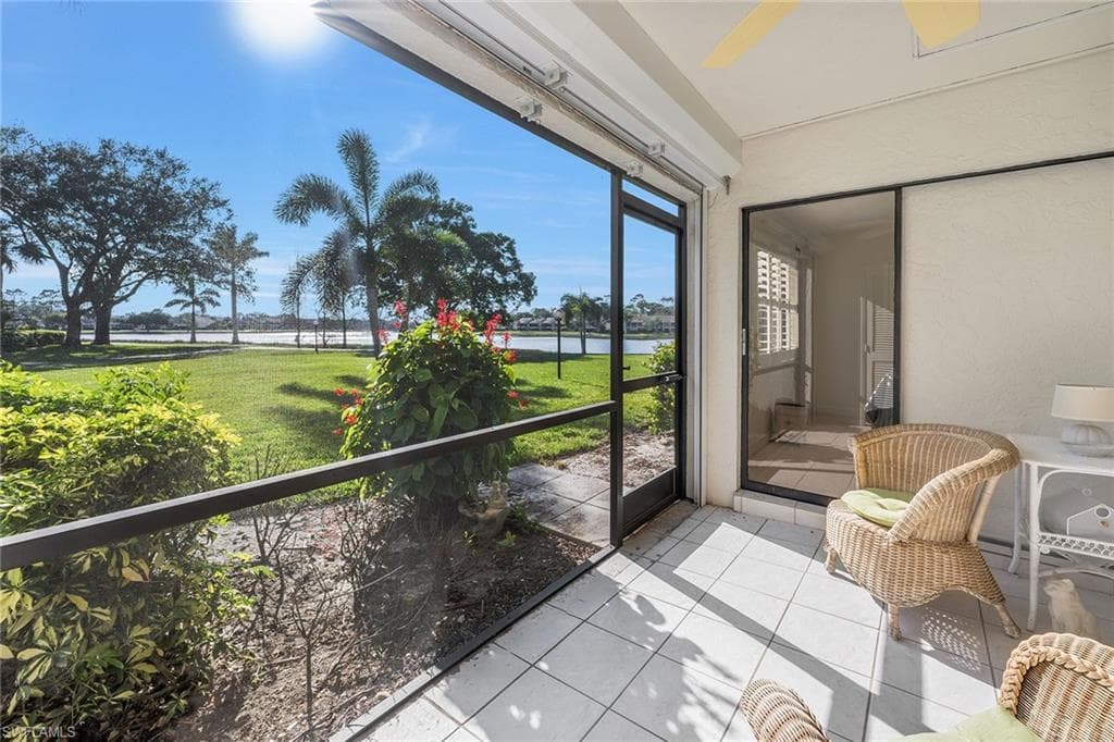 2922 Kings Lake Blvd 2922, Naples, FL 34112-17