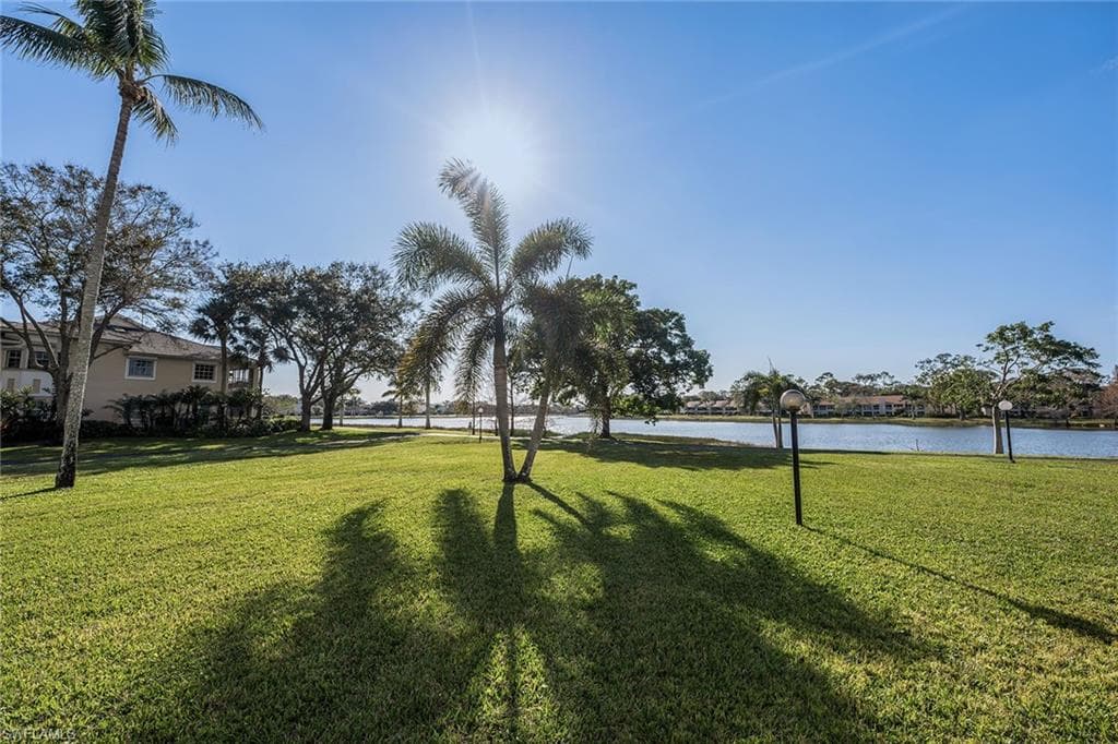 2922 Kings Lake Blvd 2922, Naples, FL 34112-18