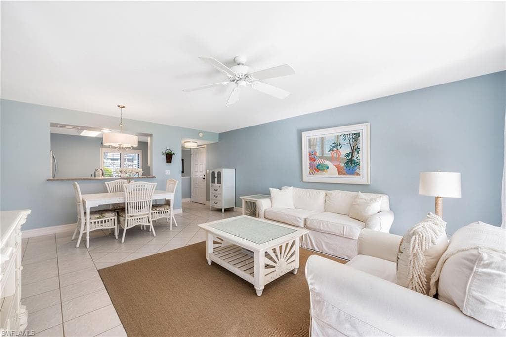 2922 Kings Lake Blvd 2922, Naples, FL 34112-3