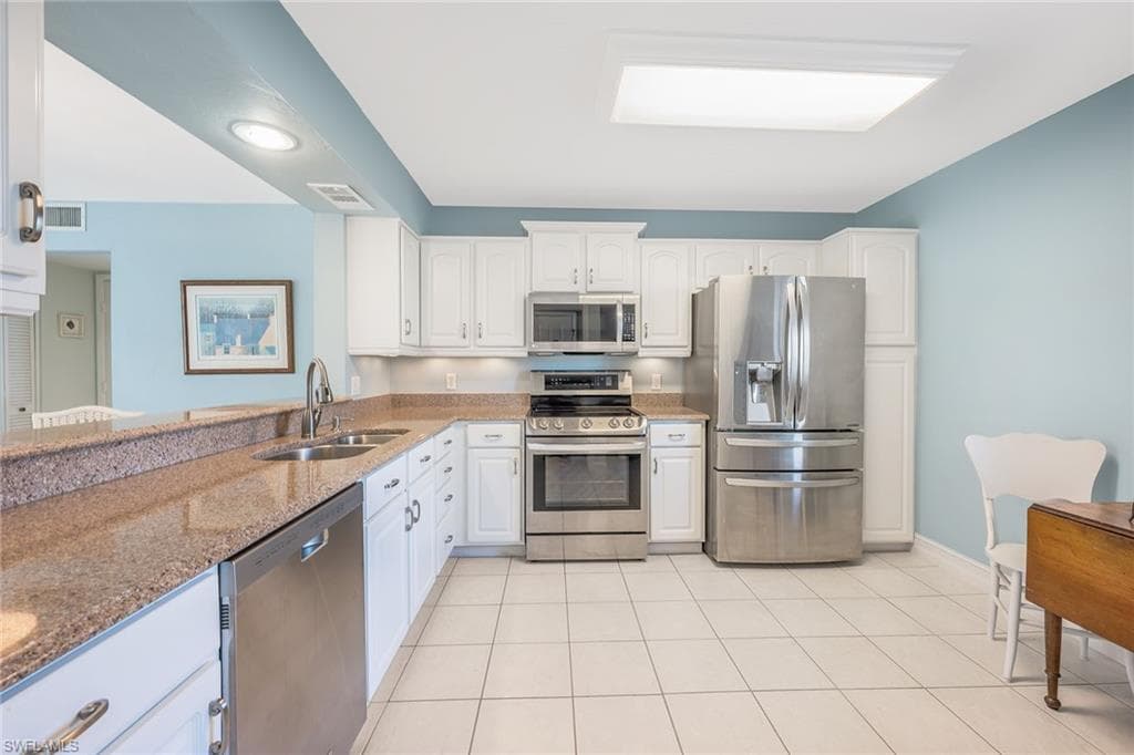 2922 Kings Lake Blvd 2922, Naples, FL 34112-6