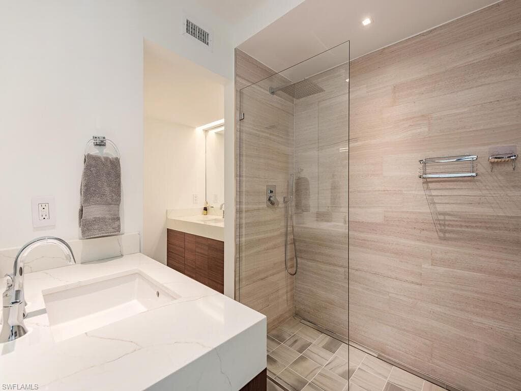 4401 Gulf Shore Blvd N E508, Naples, FL 34103-12