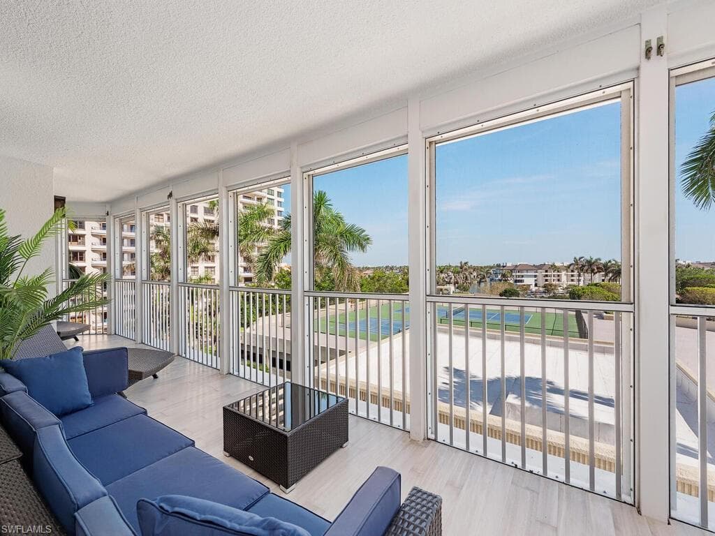 4401 Gulf Shore Blvd N E508, Naples, FL 34103-13