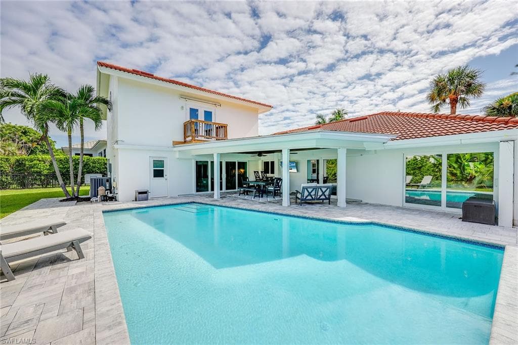 4611 Crayton Rd, Naples, FL 34103-31